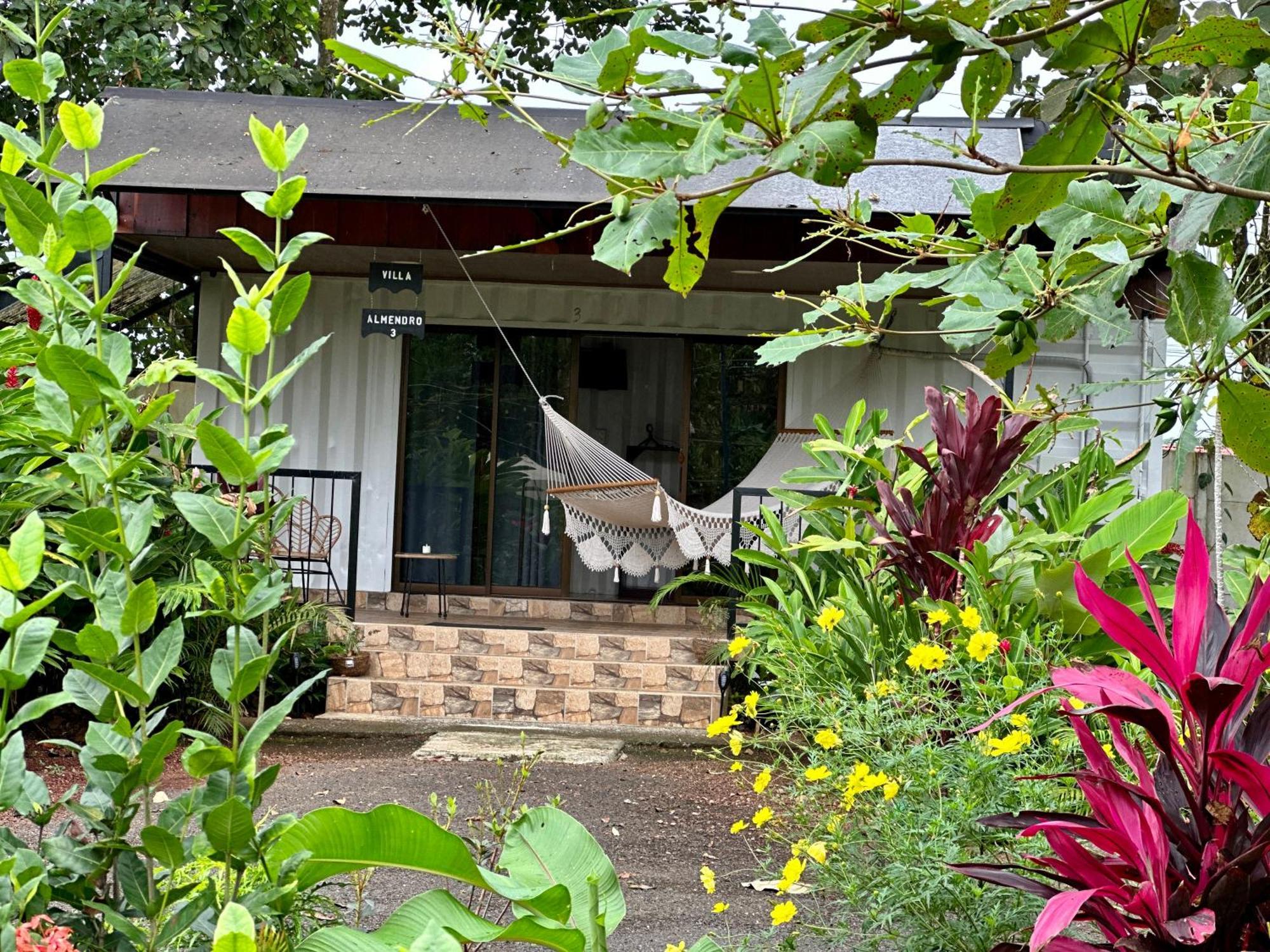 Almendros Eco-Villas La Fortuna Luaran gambar