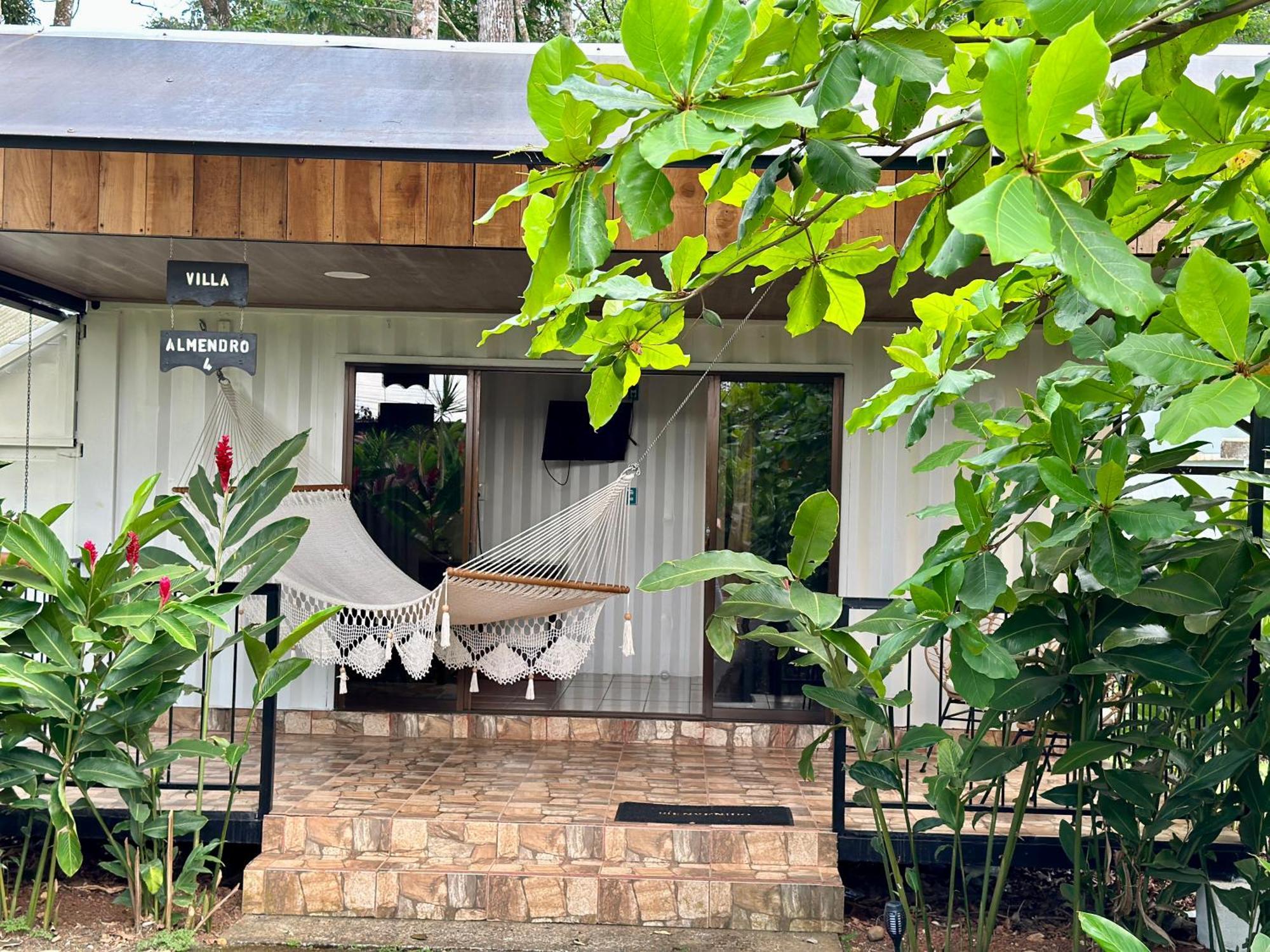 Almendros Eco-Villas La Fortuna Luaran gambar