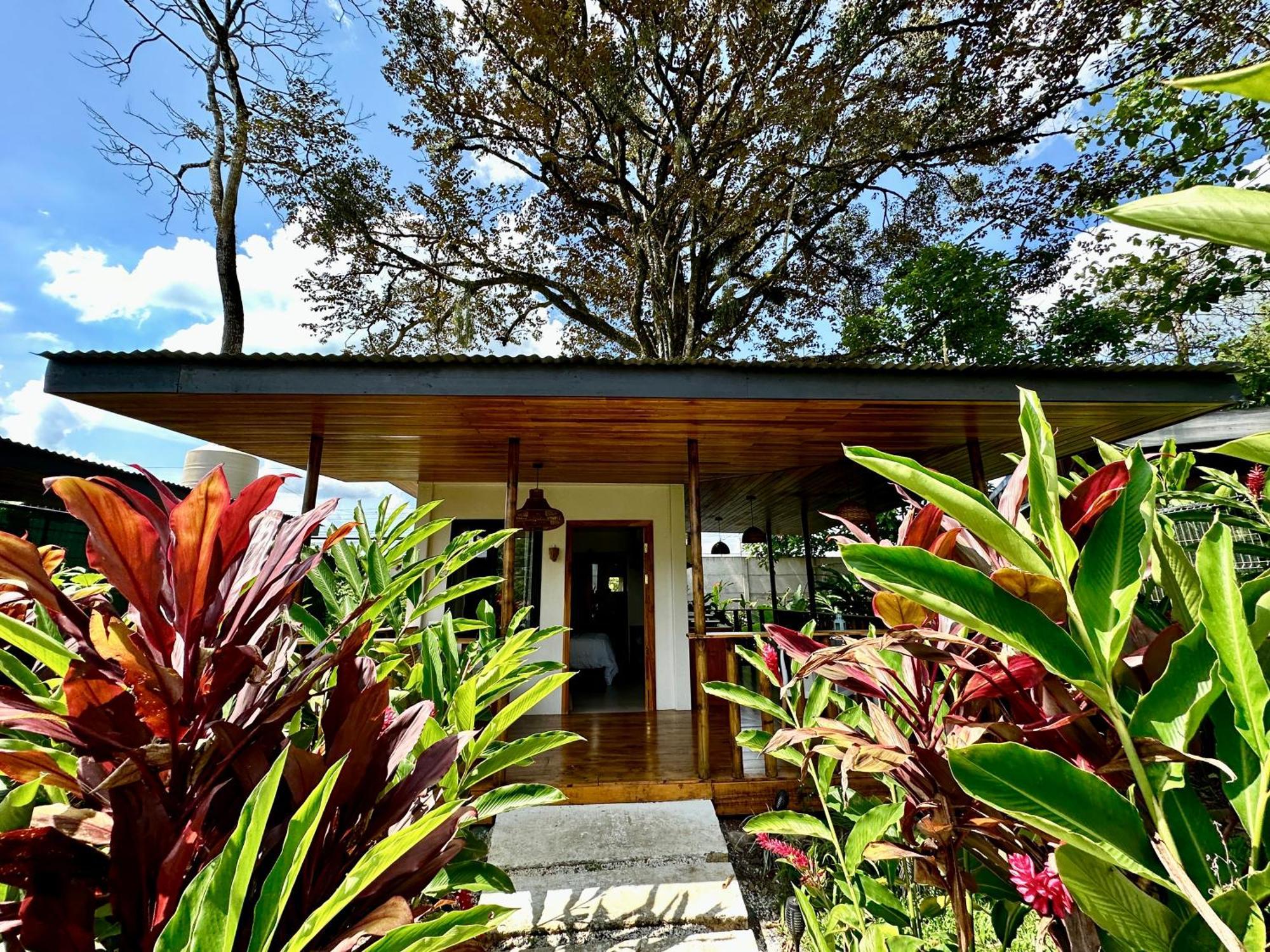 Almendros Eco-Villas La Fortuna Luaran gambar
